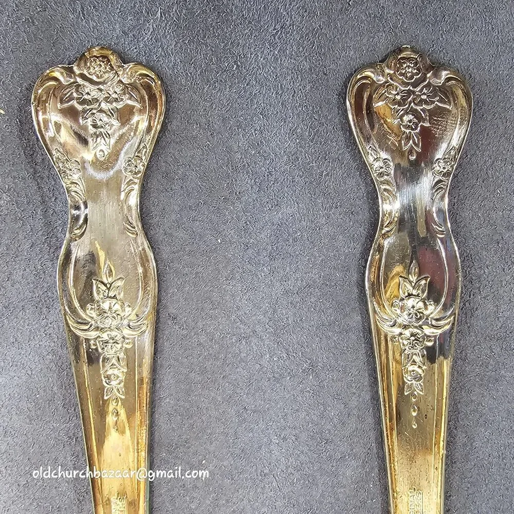 2pcs WM Rogers Extra Plate Magnolia Inspiration Lot Of 2 Serving Spoons
